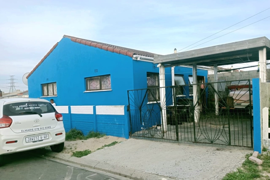 2 Bedroom Property for Sale in Belhar Western Cape